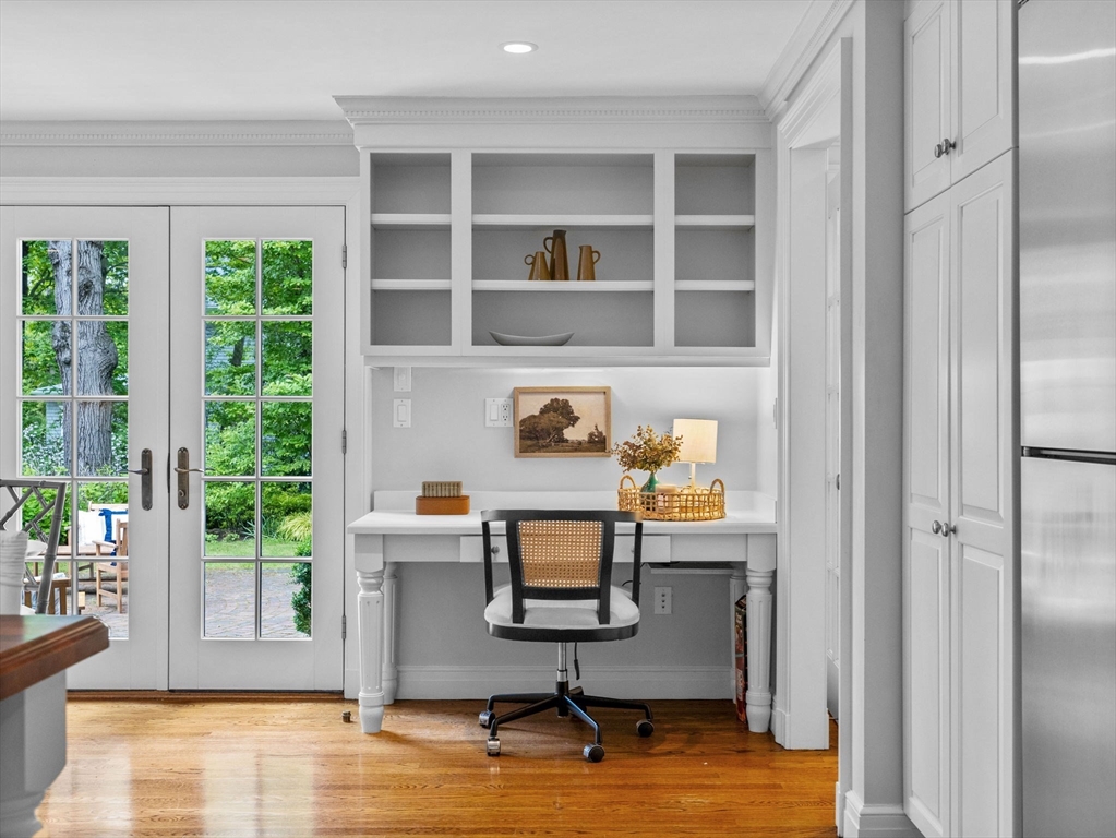 36 Old Farm Road Wellesley, MA 02481 - Photo 17 of 34