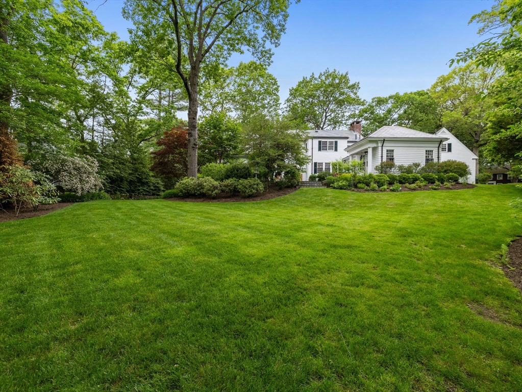 36 Old Farm Road Wellesley, MA 02481 - Photo 29 of 34