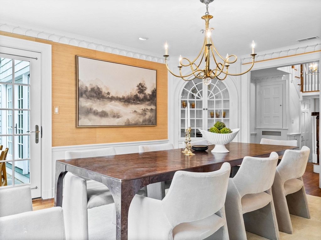 36 Old Farm Road Wellesley, MA 02481 - Photo 8 of 34