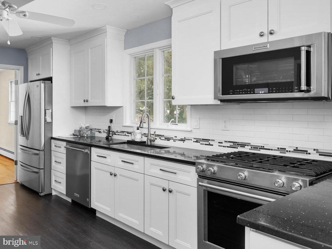 11 Mountain Vw Road Ewing, NJ 08628 - Photo 3 of 32 Renovated Kitchen w/Stainless Steele Appliances