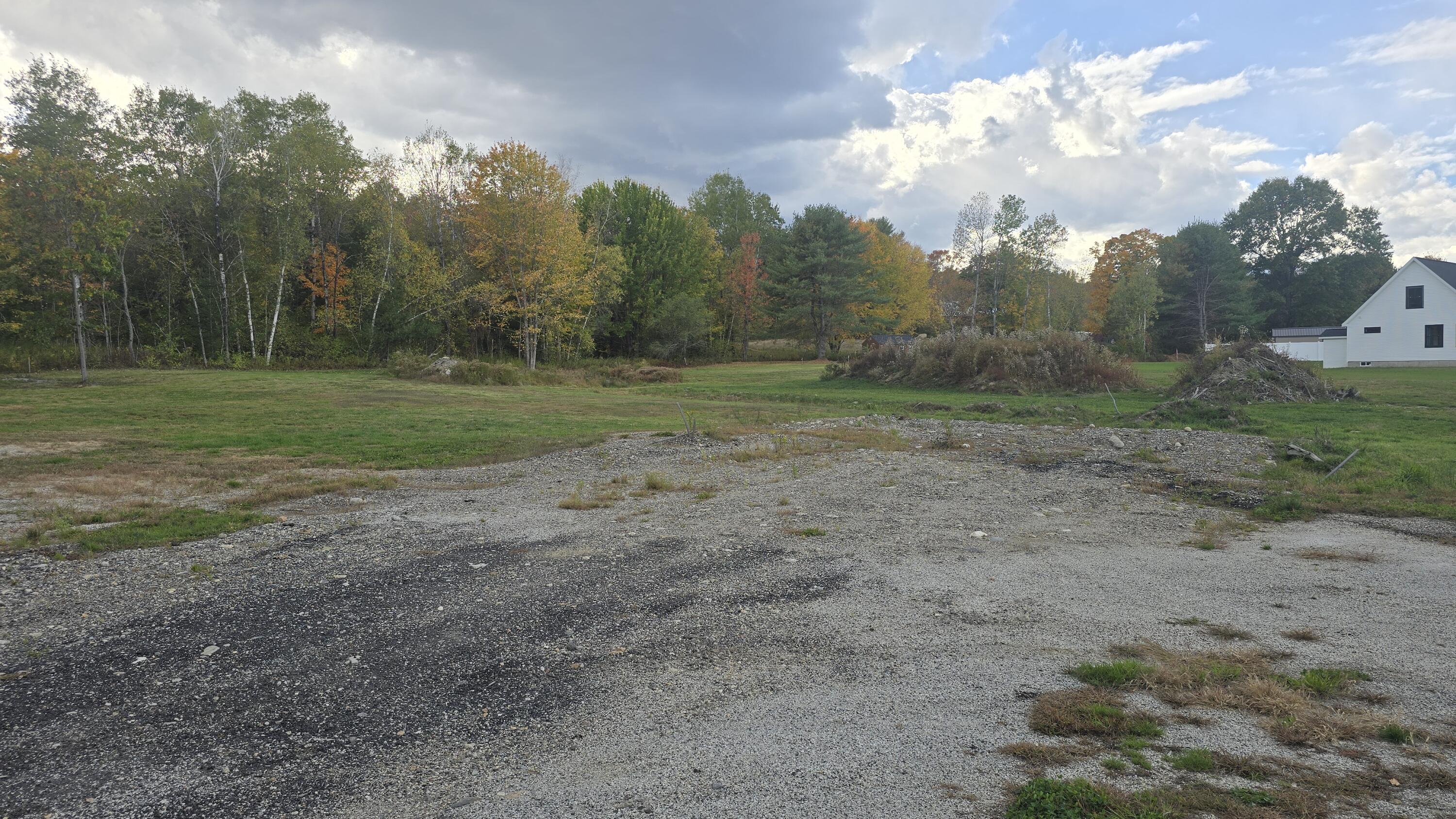 511 South Witham Road Auburn, ME 04210 - Photo 1 of 5 20261005_152907
