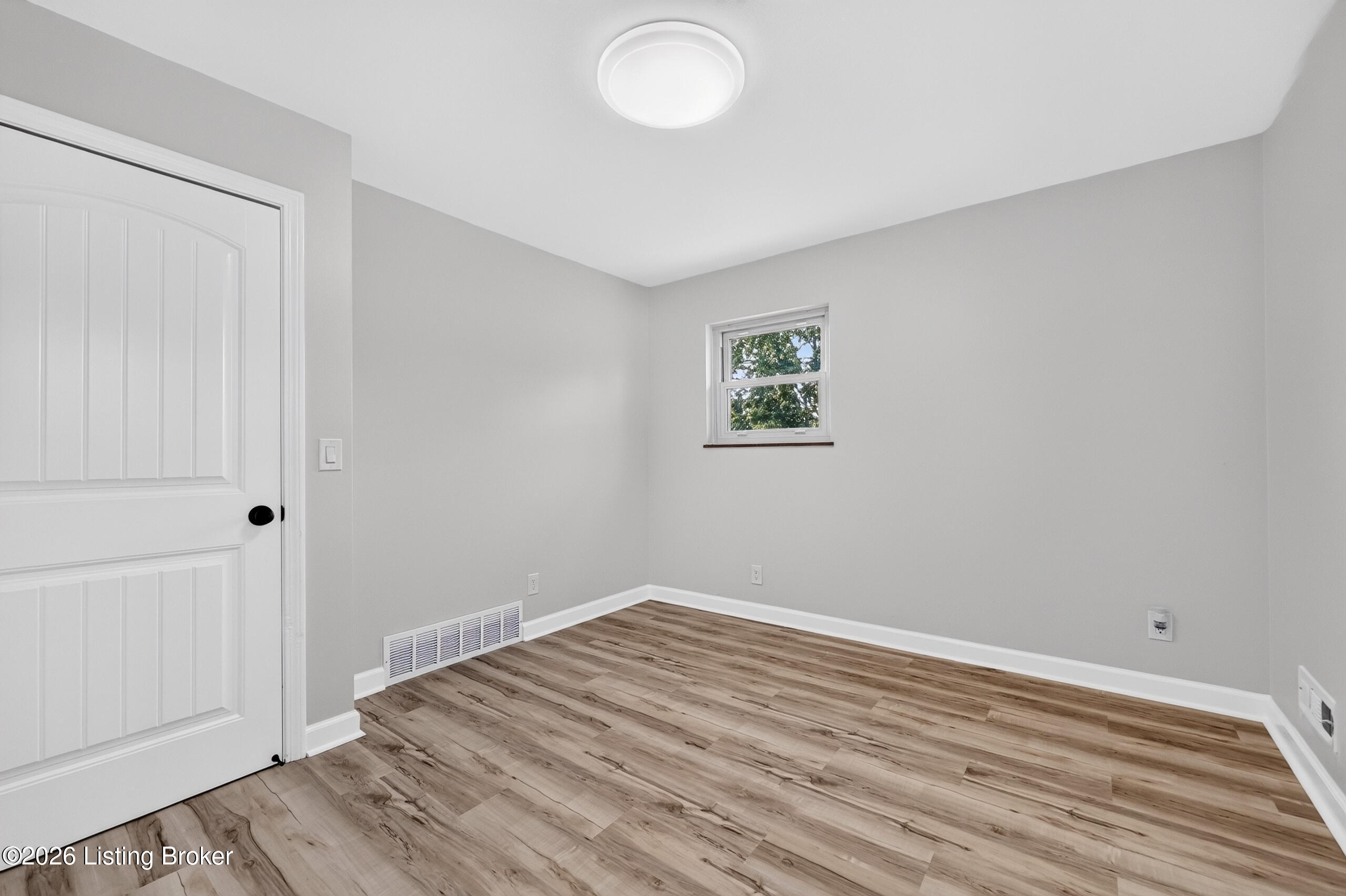 8303 Smithton Road Louisville, KY 40219 - Photo 42 of 62 042_H40A6128