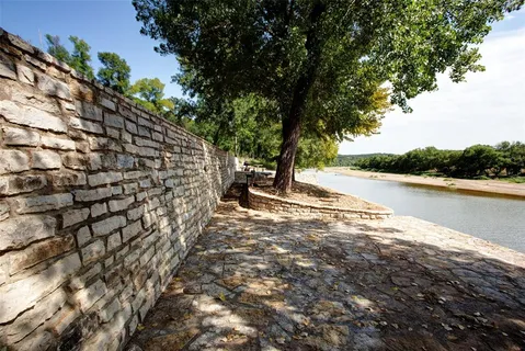 $1,972,960 | 4894 State Highway 144, Rainbow, TX 76077