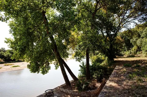 $1,972,960 | 4894 State Highway 144, Rainbow, TX 76077