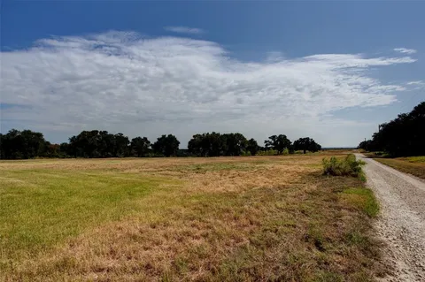 $1,972,960 | 4894 State Highway 144, Rainbow, TX 76077