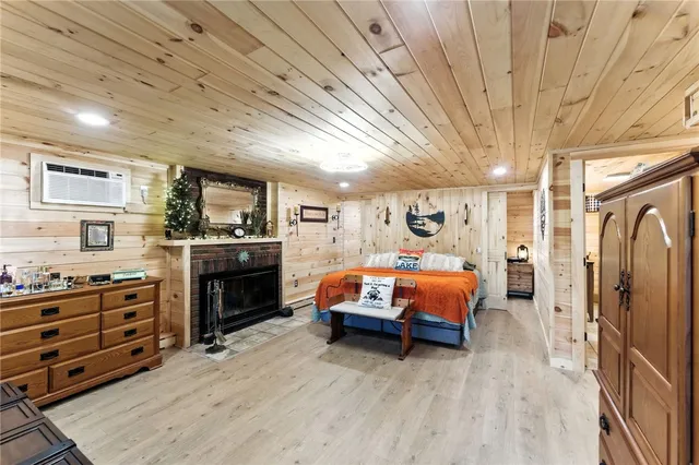 $899,900 | 55 Slater Drive, Burrillville, RI 02830