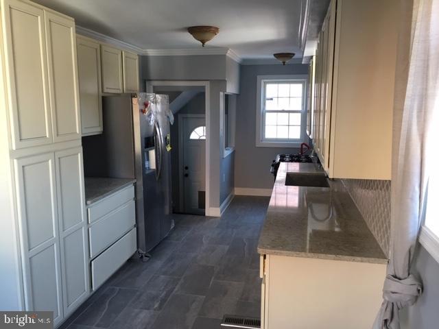 6504 Truman Road Hyattsville, MD 20783 - Photo 3 of 11