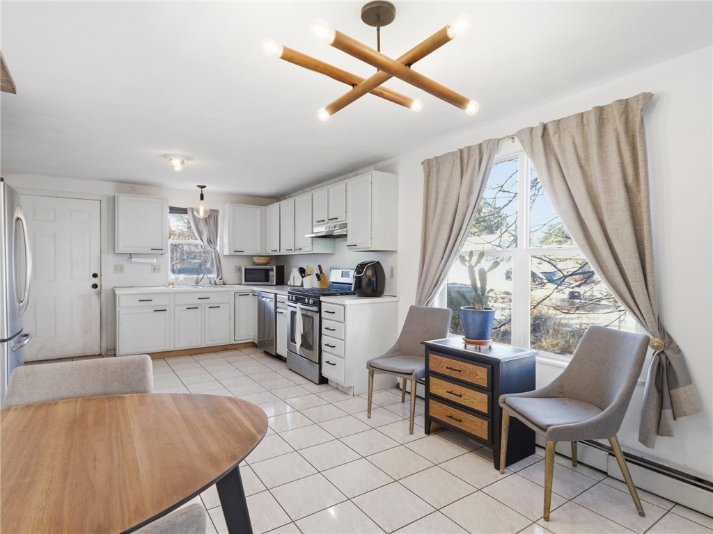 6 Seton Street Providence, RI 02909 - Photo 3 of 18