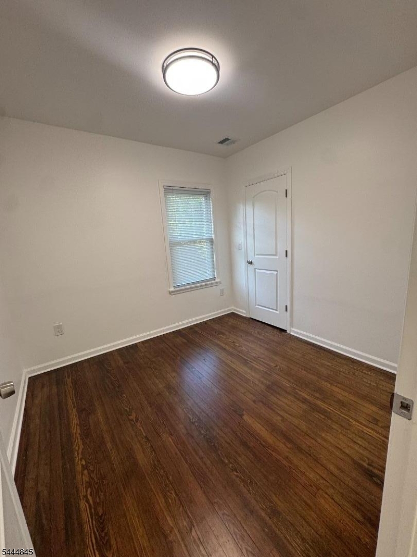 50 Elm Road Caldwell, NJ 07006 - Photo 7 of 13