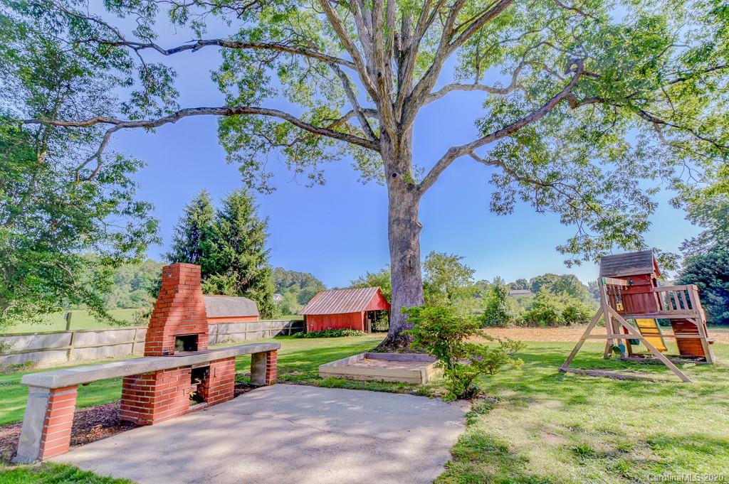197 Banner Farm Road Mills River, NC 28759 - Photo 25 of 35 Gallery Image 25