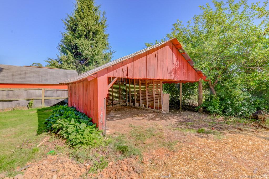 197 Banner Farm Road Mills River, NC 28759 - Photo 27 of 35 Gallery Image 27