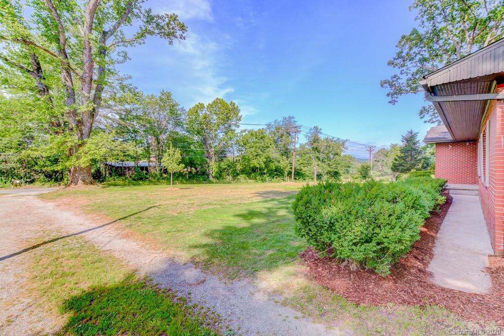 197 Banner Farm Road Mills River, NC 28759 - Photo 28 of 35 Gallery Image 28