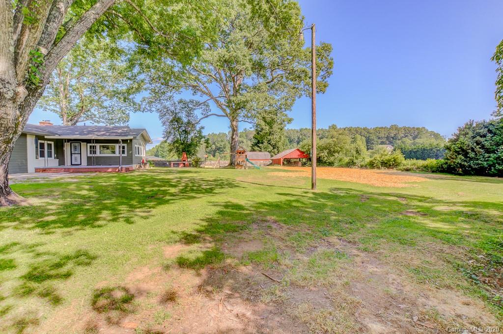197 Banner Farm Road Mills River, NC 28759 - Photo 33 of 35 Gallery Image 33
