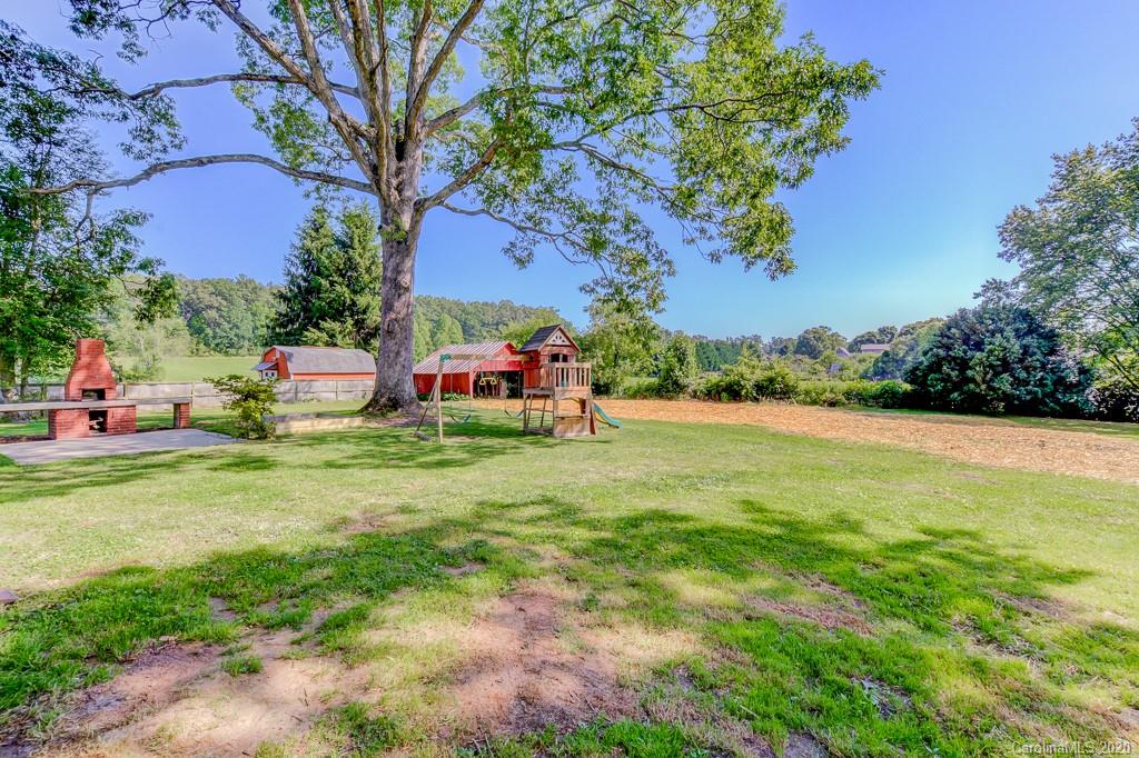 197 Banner Farm Road Mills River, NC 28759 - Photo 34 of 35 Gallery Image 34