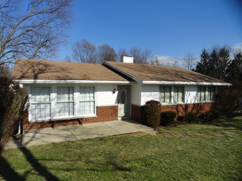 2720 Dutch Ridge Road Beaver, PA 15009 - Photo 1 of 10 Exterior Front