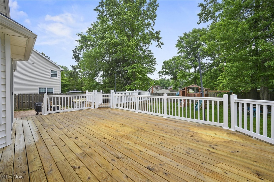 4101 Darrow Road Stow, OH 44224 - Photo 2 of 38