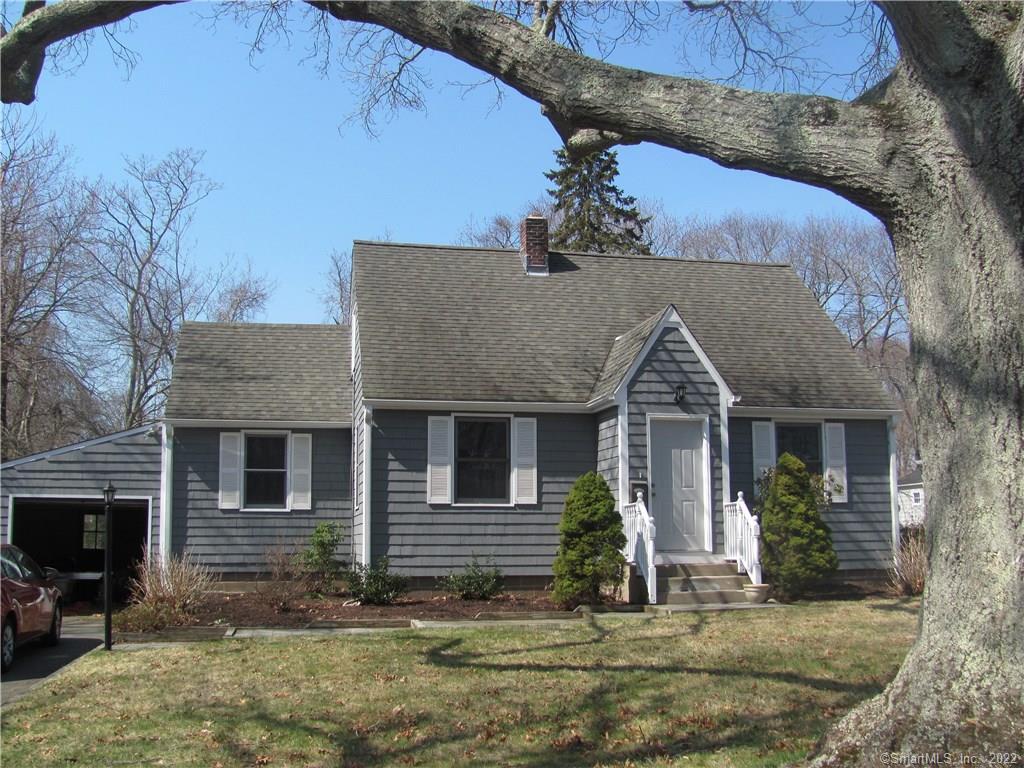 32 Maple Avenue Clinton, CT 06413 - Photo 1 of 1