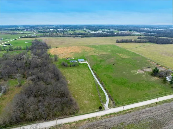 $250,000 | 24237 Husk Road, Brookfield, MO 64628