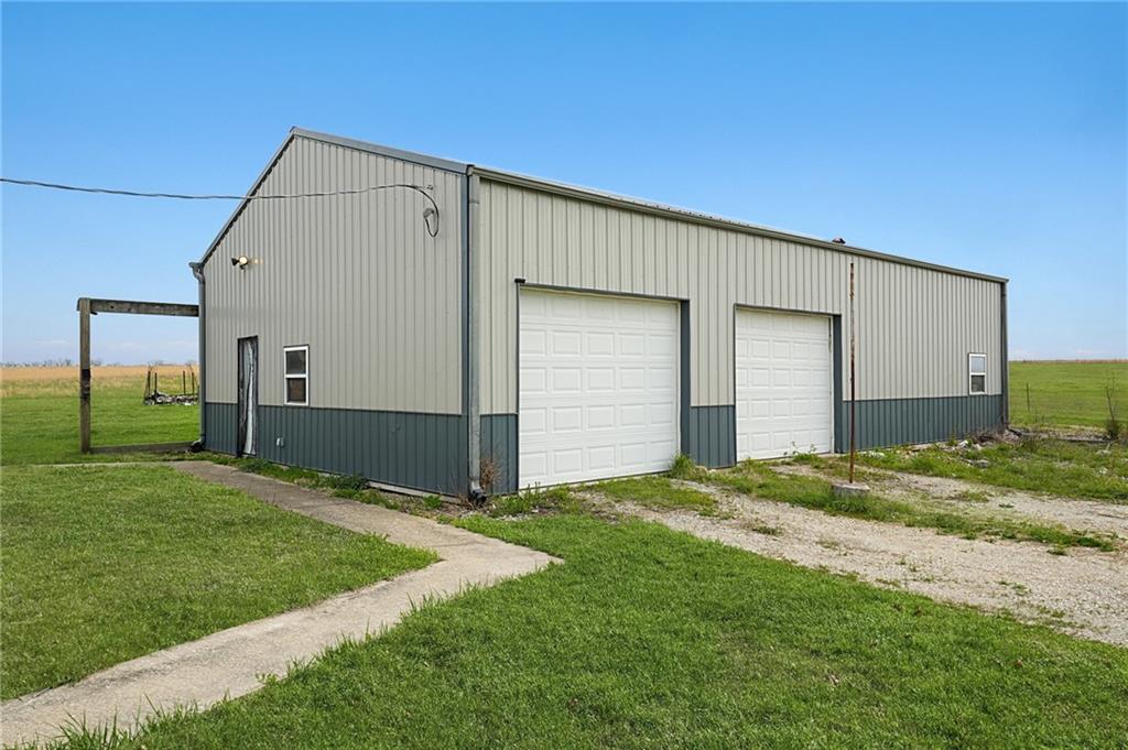 24237 Husk Road Brookfield, MO 64628 - Photo 16 of 37