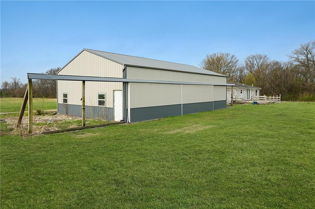 24237 Husk Road Brookfield, MO 64628 - Photo 18 of 37