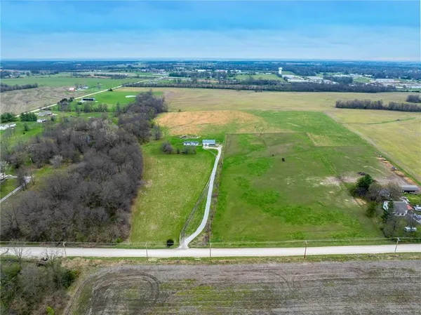 $250,000 | 24237 Husk Road, Brookfield, MO 64628