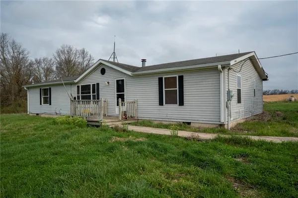 $250,000 | 24237 Husk Road, Brookfield, MO 64628