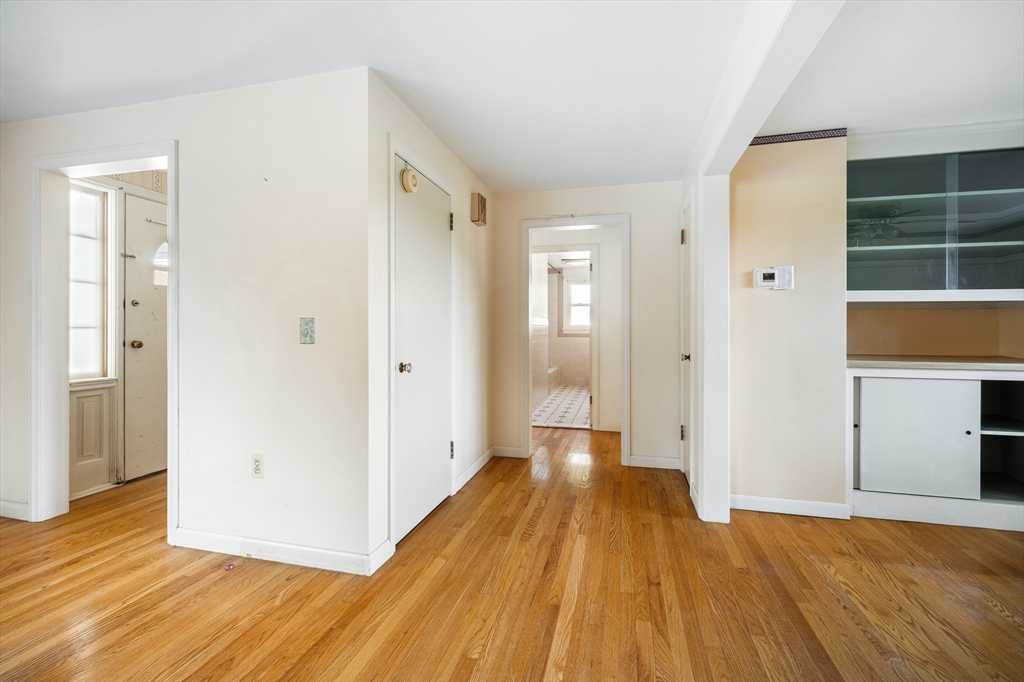 45 Indian Hill Road Worcester, MA 01606 - Photo 8 of 41