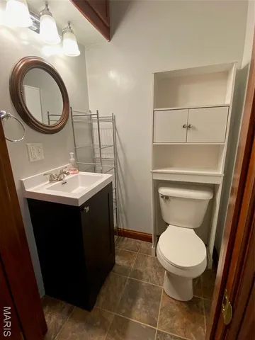 $115,000 | 215 South Oak Street, Nokomis, IL 62075