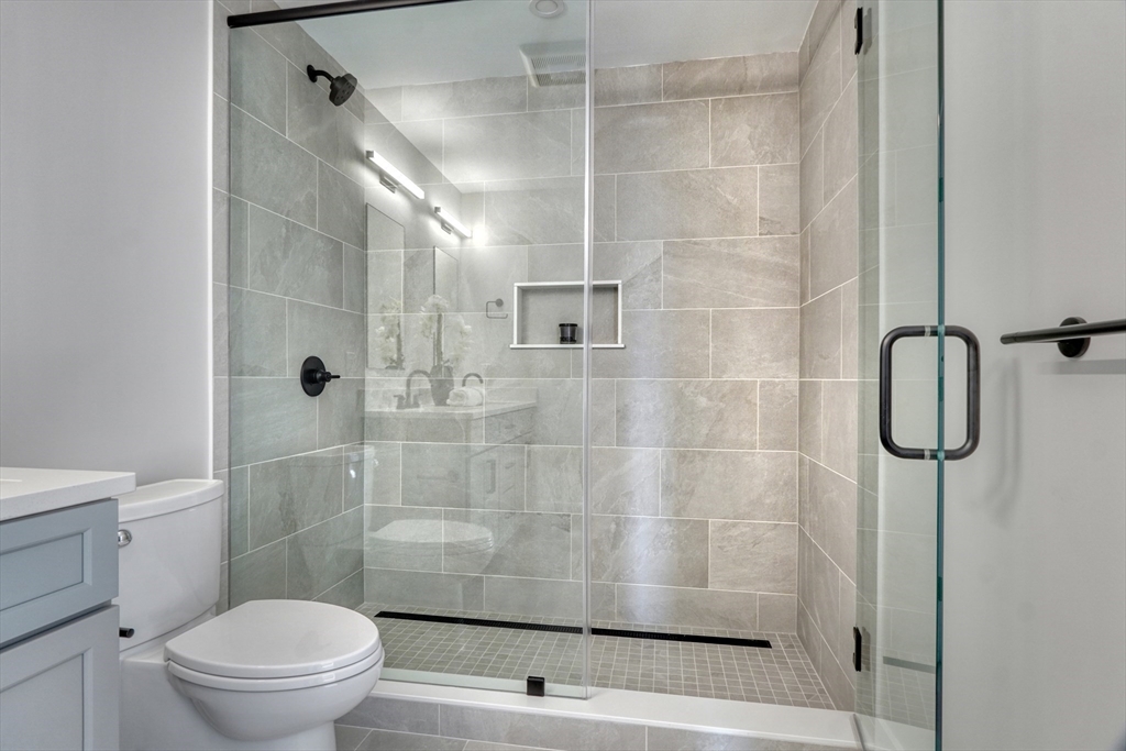 62 Foundry Street, Unit 312 Wakefield, MA 01880 - Photo 13 of 32