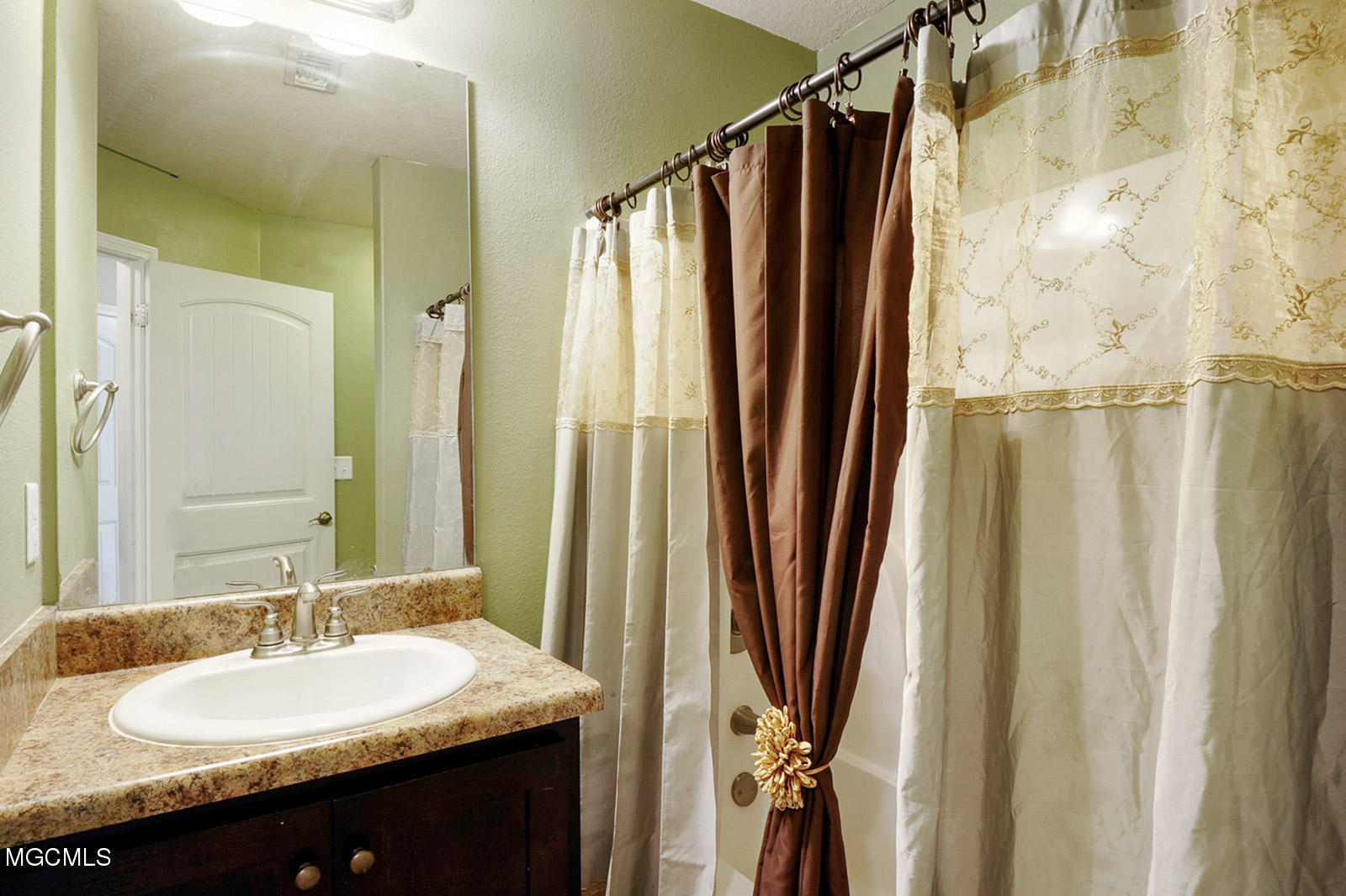 19495 Morris Pond Road Gulfport, MS 39503 - Photo 13 of 16 015_1600x1067_mls