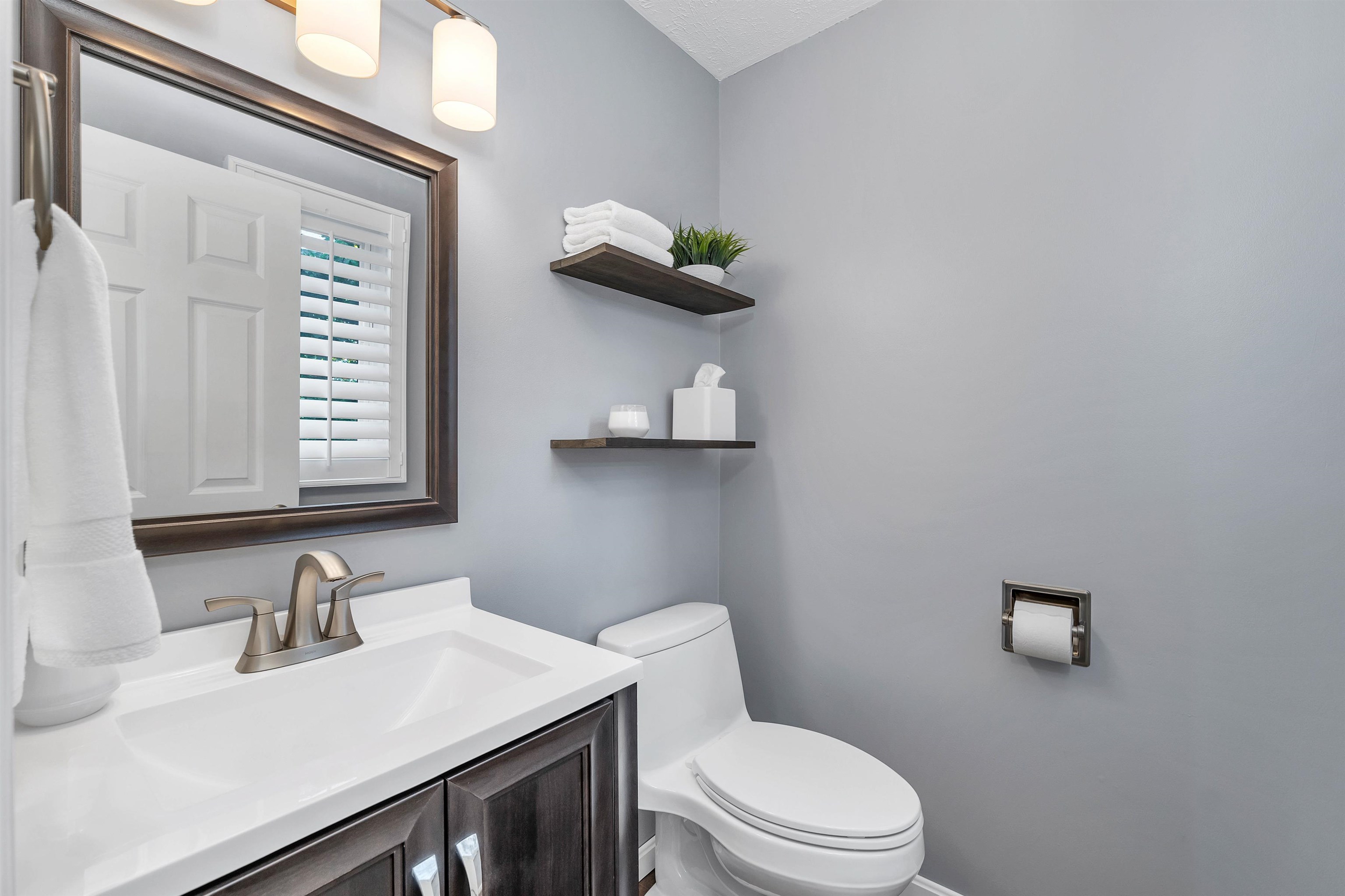 93 Seabury Hampton, NH 03842 - Photo 7 of 45