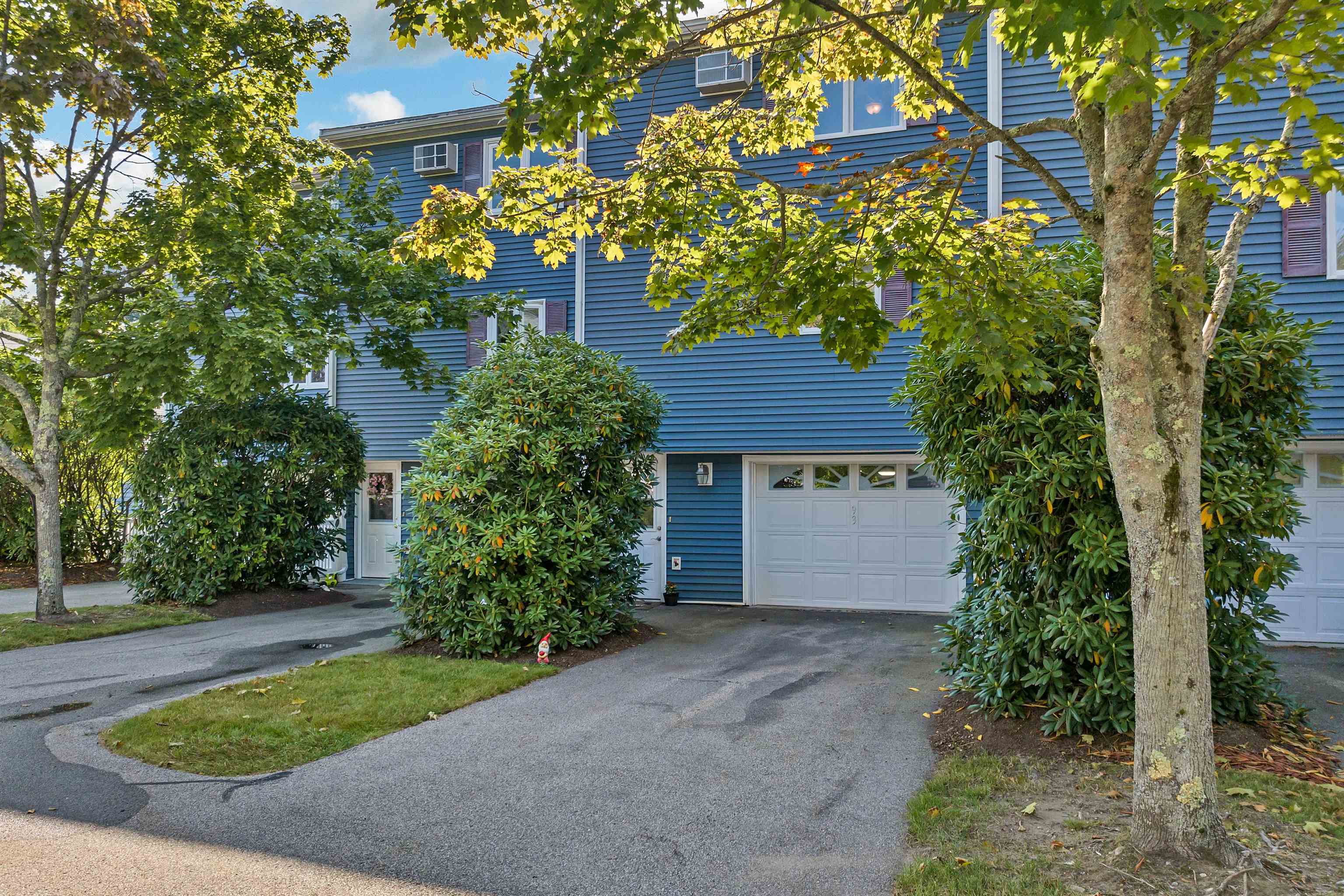 93 Seabury Hampton, NH 03842 - Photo 8 of 45