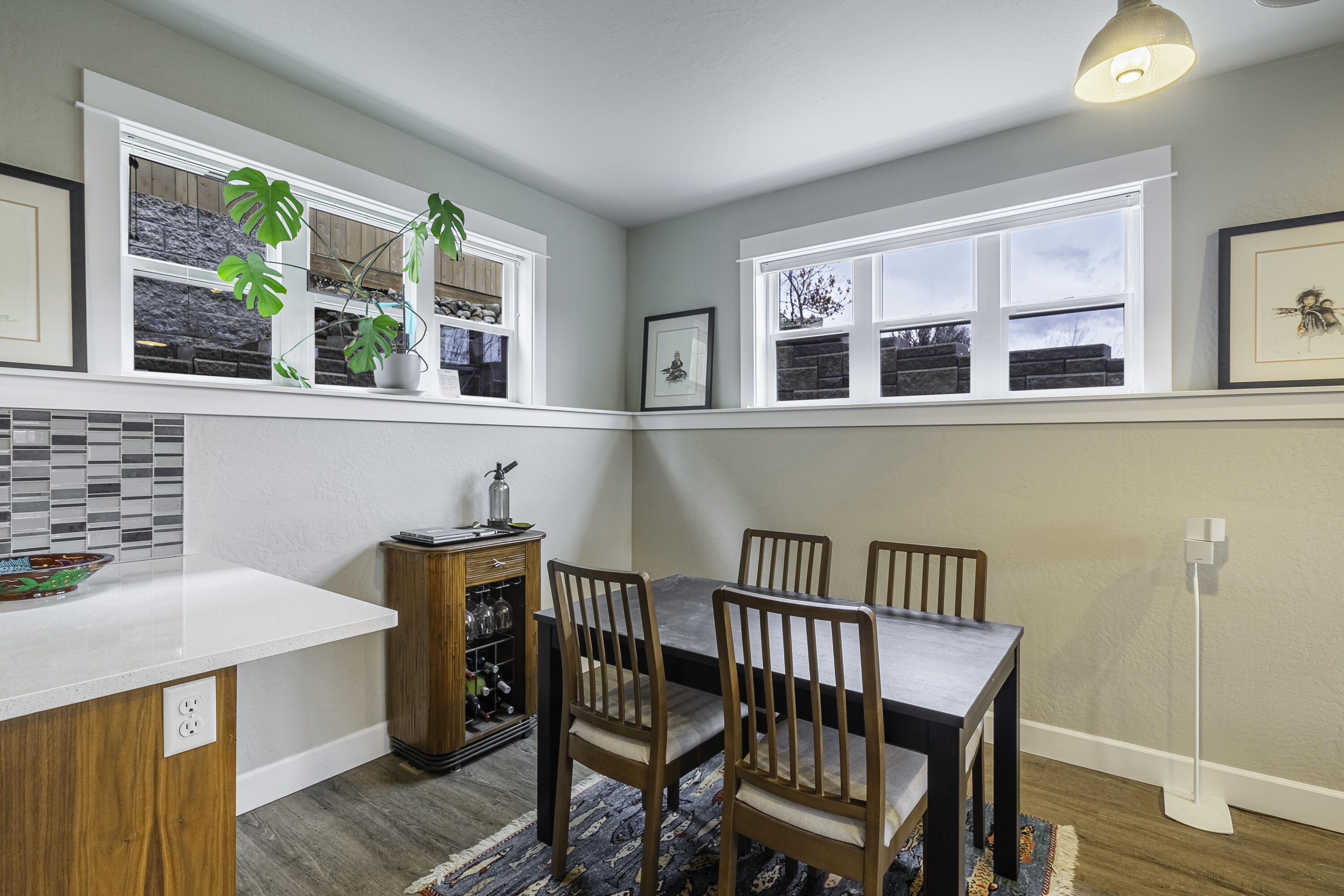 946 Stone Ridge Avenue Ashland, OR 97520 - Photo 12 of 26 DSC06355-Edit