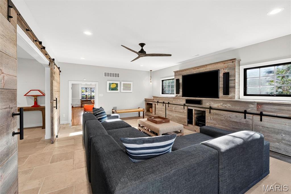 37 Ridgemoor Drive Clayton, MO 63105 - Photo 11 of 30