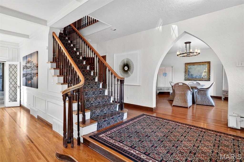 37 Ridgemoor Drive Clayton, MO 63105 - Photo 6 of 30