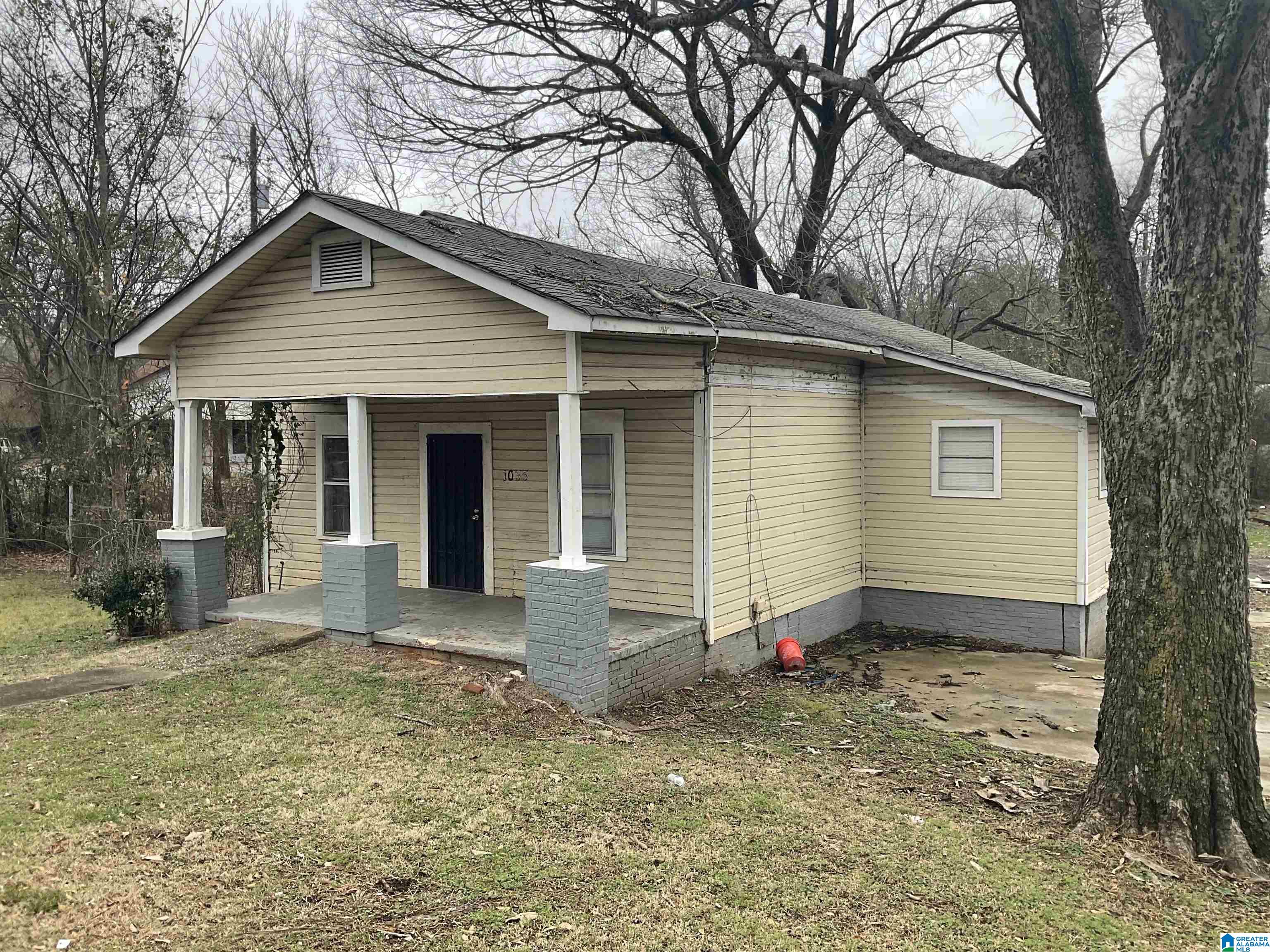1035 Wilkes Road Birmingham, AL 35228 - Photo 2 of 14