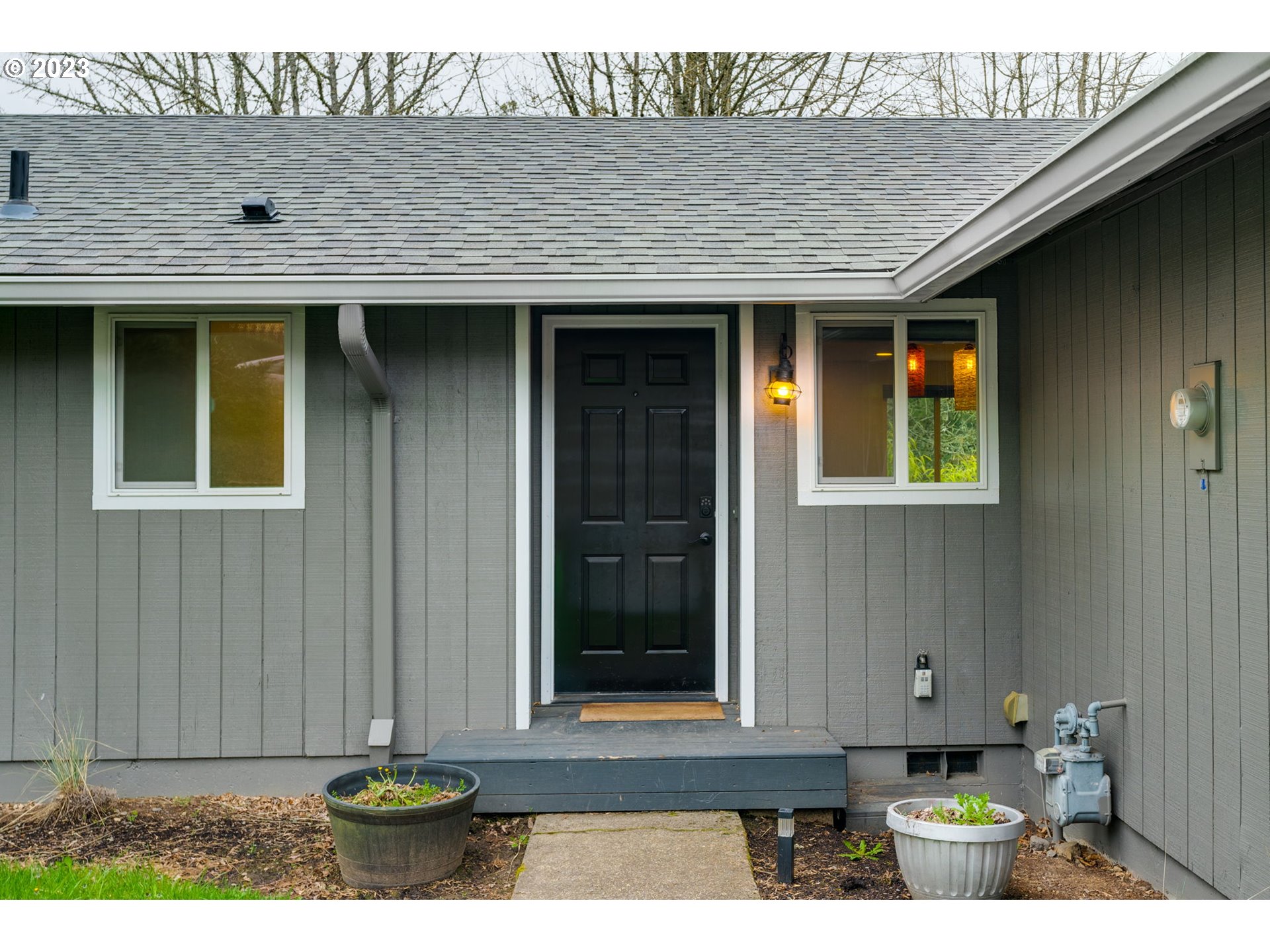 4039 Southwest Alfred Street Portland, OR 97219 - Photo 3 of 38 Gallery Image 3