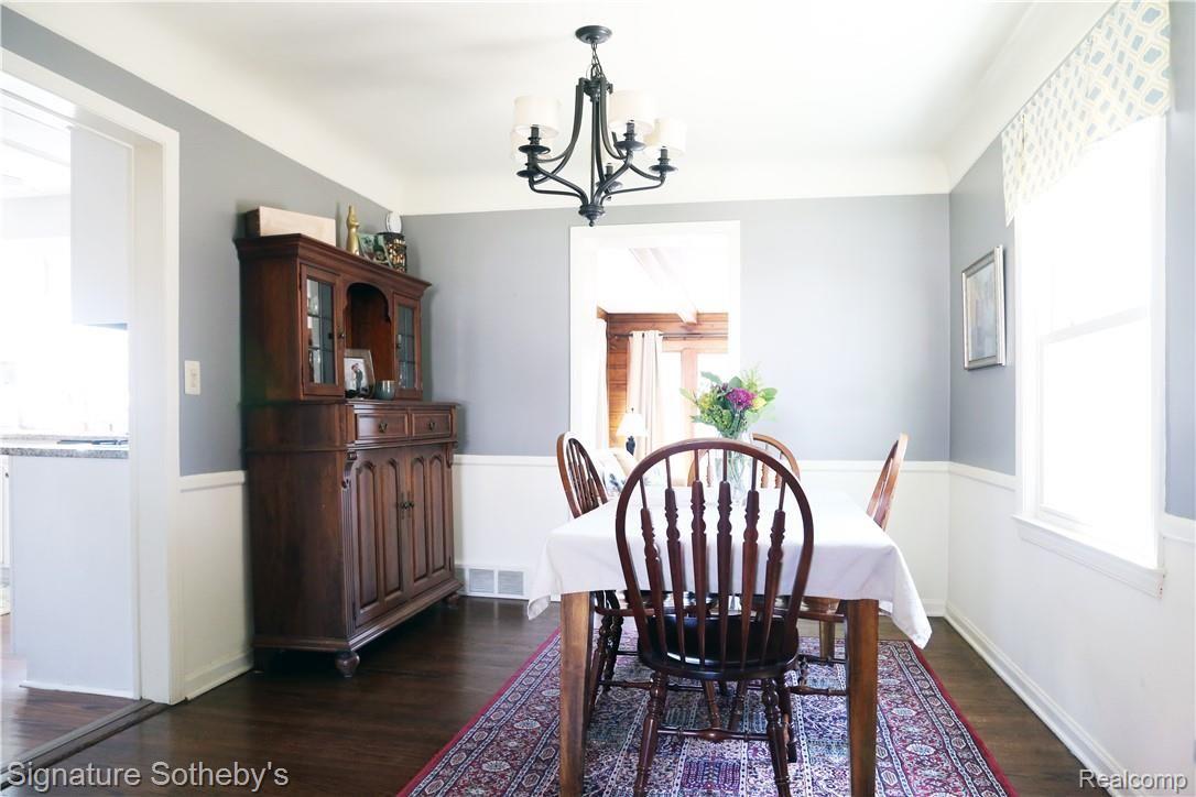 417 West Webster Road Royal Oak, MI 48073 - Photo 3 of 18 3.JPG