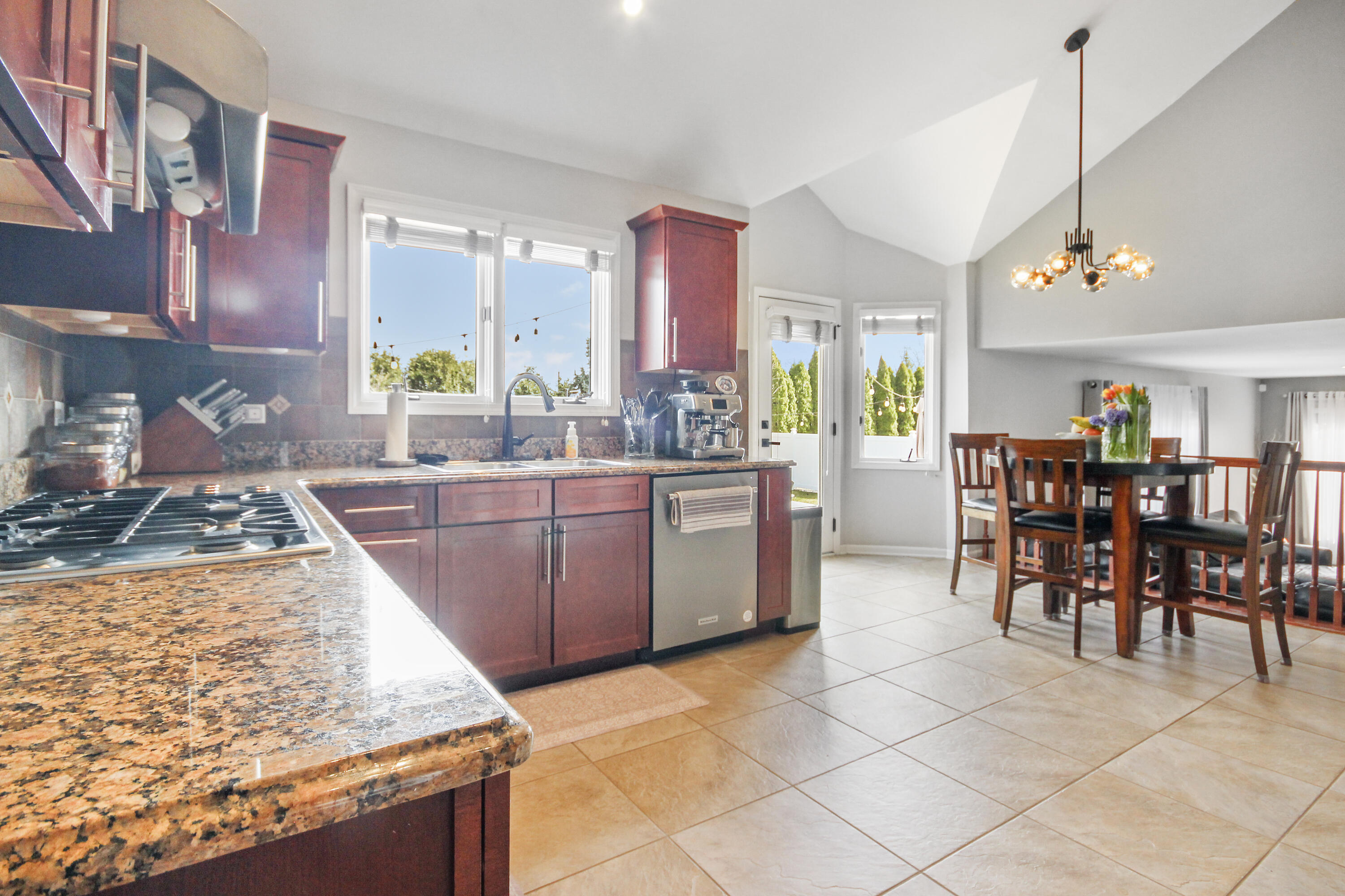 3461 Prairie Drive Dyer, IN 46311 - Photo 10 of 40 3000x2000