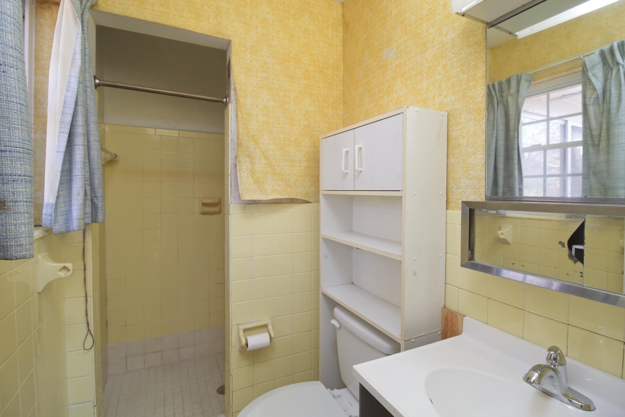 109 Reese Road Sevierville, TN 37862 - Photo 18 of 30 Master Bath