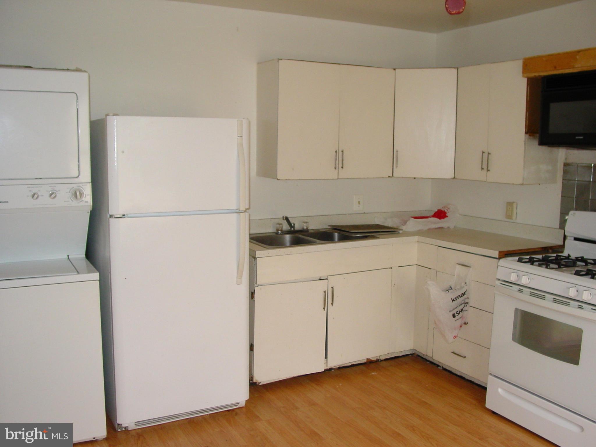 329 Walgrove Road Reisterstown, MD 21136 - Photo 5 of 11 Kitchen