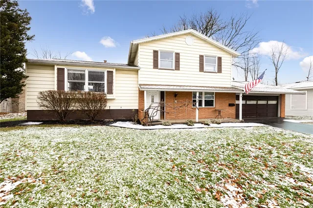 $224,900 | 32 Black Walnut Drive, Greece, NY 14615