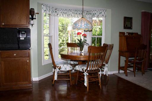 717 Old Hunt Road Fox River Grove, IL 60021 - Photo 6 of 14 Gallery Image 6