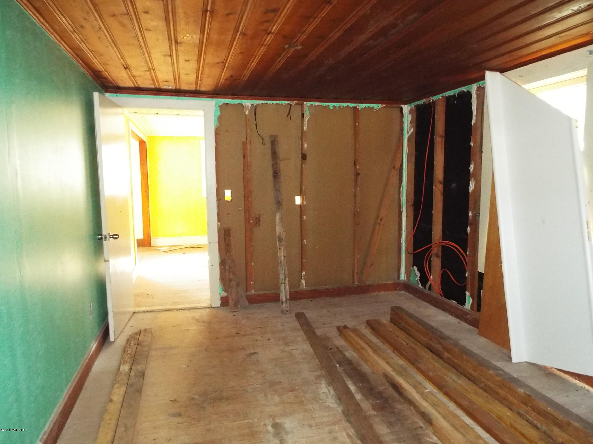 2011 Holden Beach Road Southwest Supply, NC 28462 - Photo 11 of 18 Possible bedroom