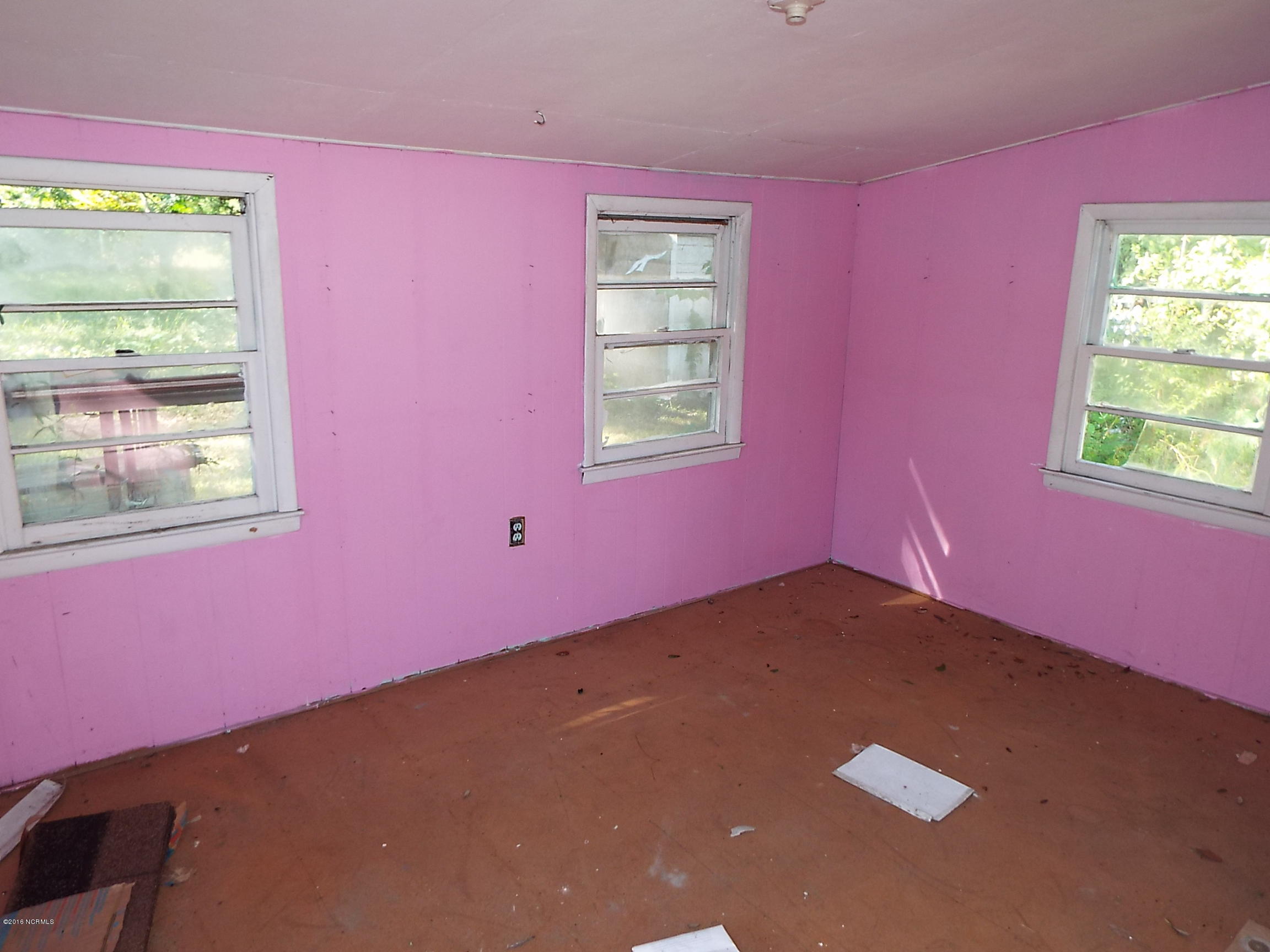 2011 Holden Beach Road Southwest Supply, NC 28462 - Photo 13 of 18 Back porch