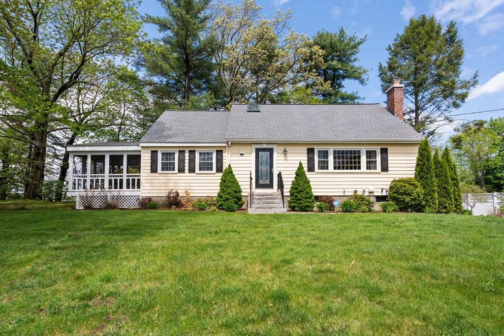 12 Birchwood Road Hudson, MA 01749 - Photo 1 of 35 Gallery Image 1