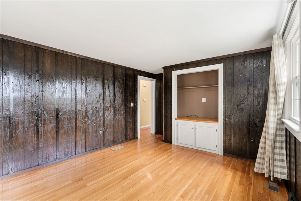 12 Birchwood Road Hudson, MA 01749 - Photo 17 of 35 Gallery Image 17