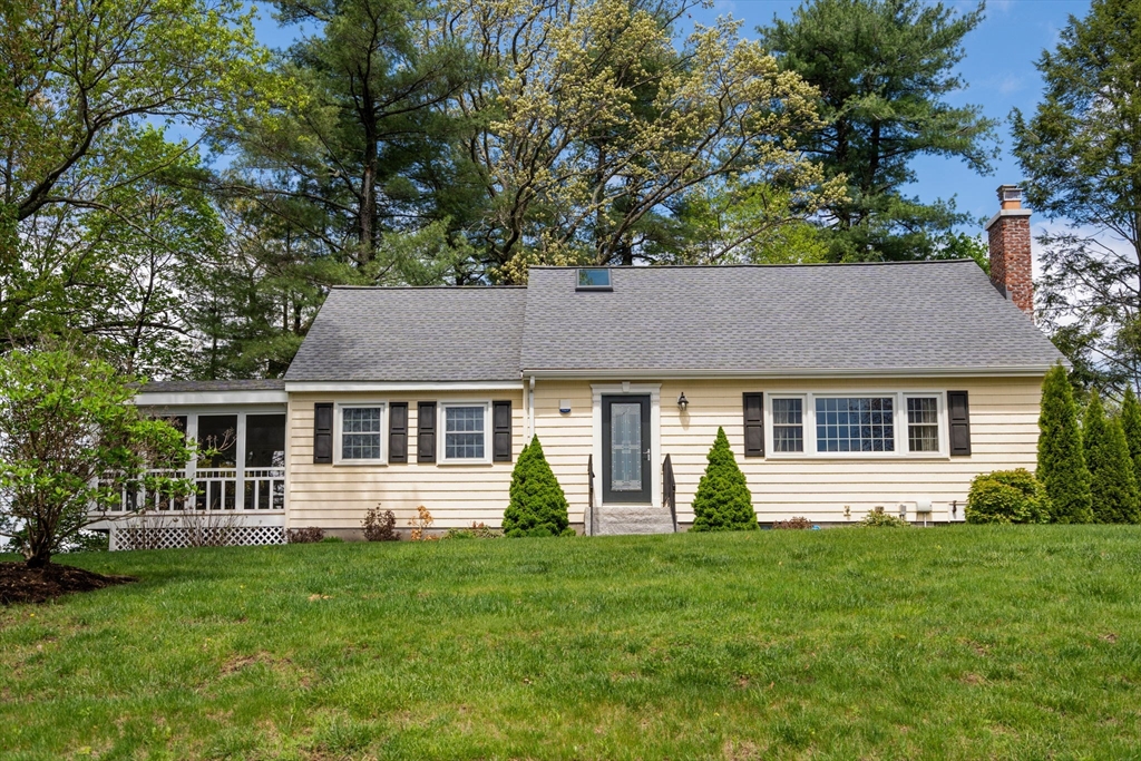 12 Birchwood Road Hudson, MA 01749 - Photo 2 of 35 Gallery Image 2