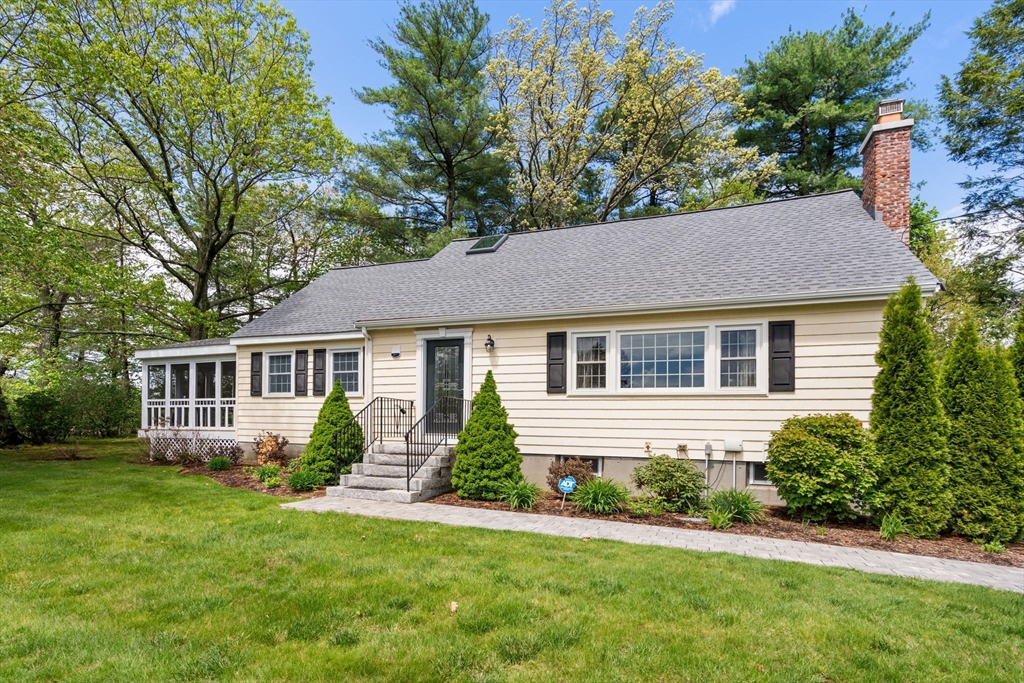 12 Birchwood Road Hudson, MA 01749 - Photo 3 of 35 Gallery Image 3