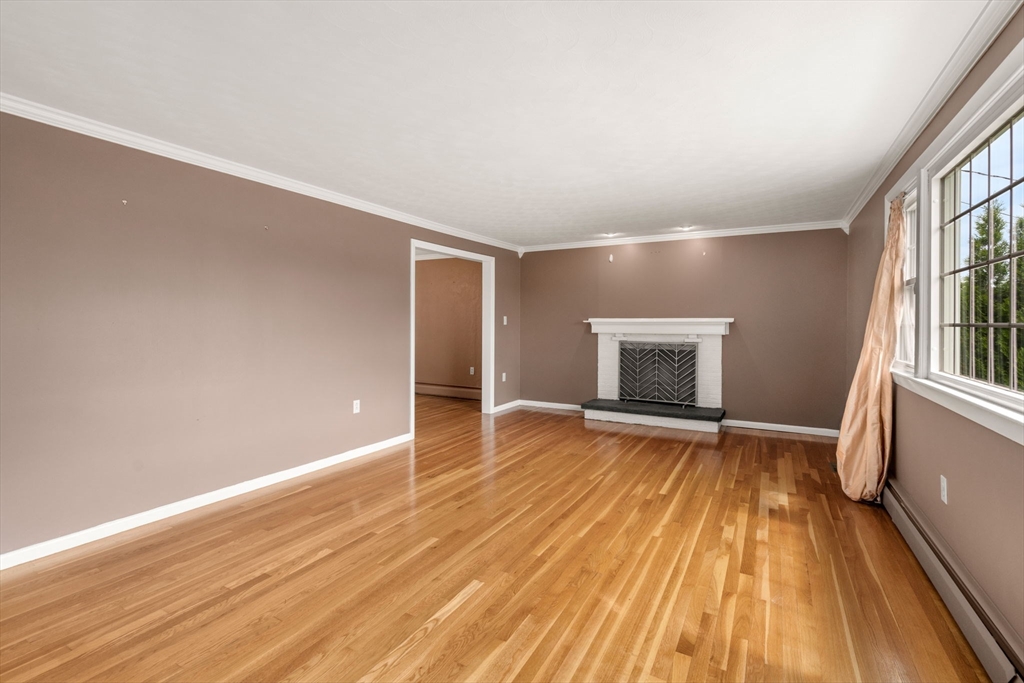 12 Birchwood Road Hudson, MA 01749 - Photo 10 of 35 Gallery Image 10